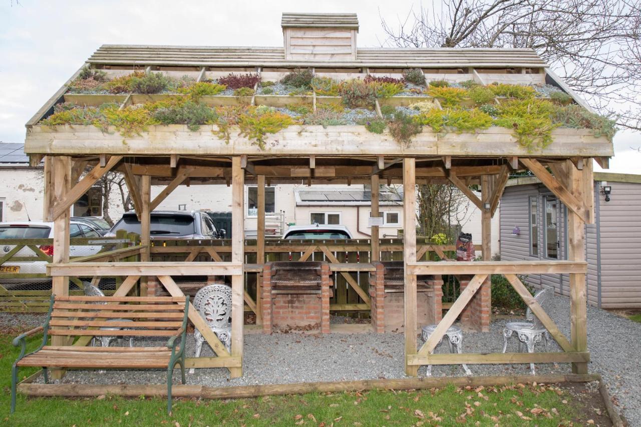 Appartamento Seaways Glamping, Cedar Driffield Esterno foto